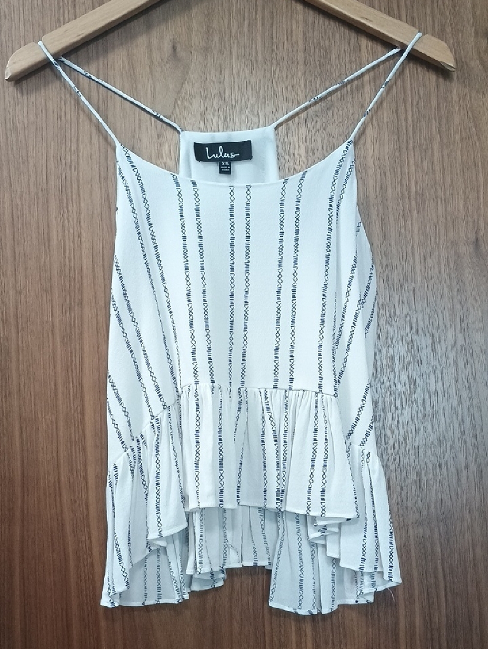 3/$15 Lulu's White Ruffle Cami Crop Top XS